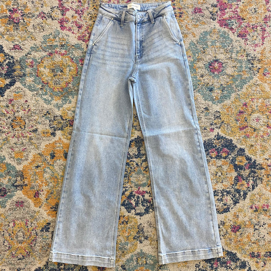 Risen 5660